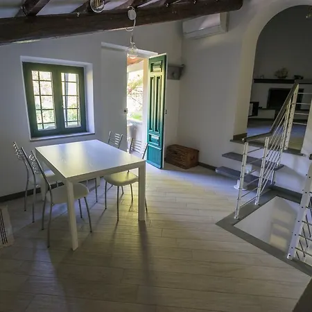 Podere San Michele * Кампилья-Мариттима